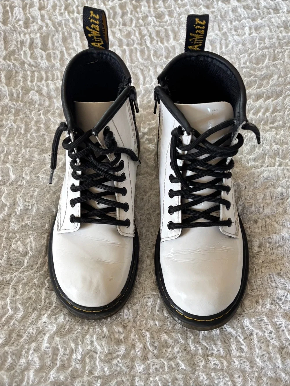Dr. Martens Girls White Leather Lace-Up Boots size 13